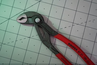 Pliers